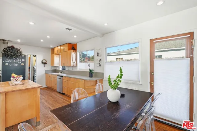$1,599,000 | 12909 Ida Avenue, Los Angeles, CA 90066
