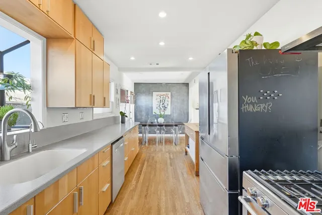 $1,599,000 | 12909 Ida Avenue, Los Angeles, CA 90066