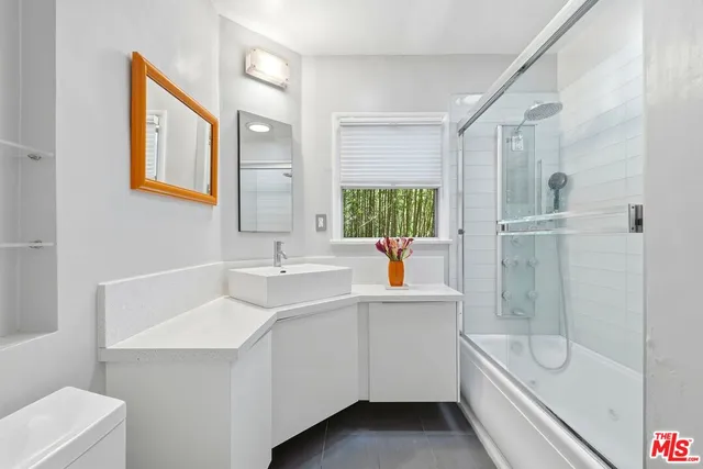 $1,599,000 | 12909 Ida Avenue, Los Angeles, CA 90066