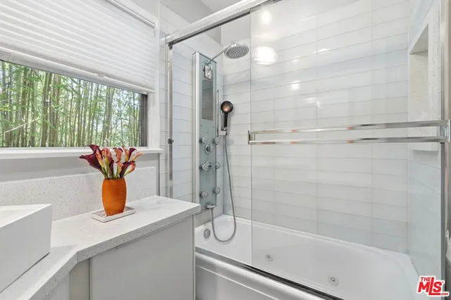 $1,599,000 | 12909 Ida Avenue, Los Angeles, CA 90066