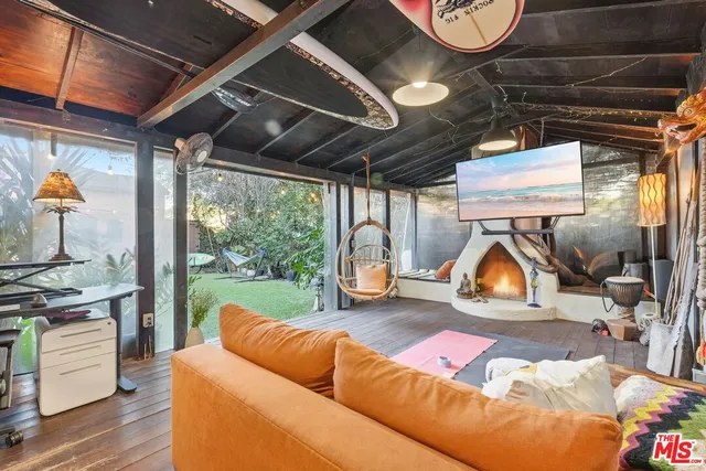 $1,599,000 | 12909 Ida Avenue, Los Angeles, CA 90066