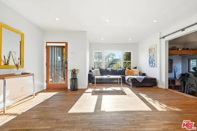 $1,599,000 | 12909 Ida Avenue, Los Angeles, CA 90066