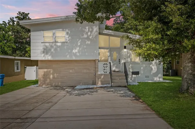 $449,500 | 5115 16th Street North, St. Petersburg, FL 33703