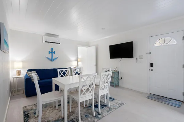 $2,750 | 670 Hernando Street, Unit D, Fort Pierce, FL 34949