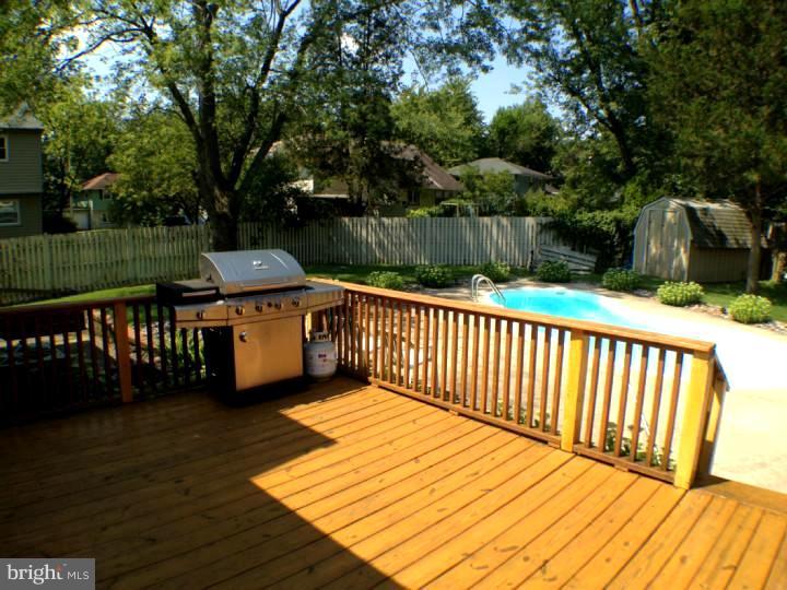 606 Ramble Road Cherry Hill, NJ 08034 - Photo 14 of 19