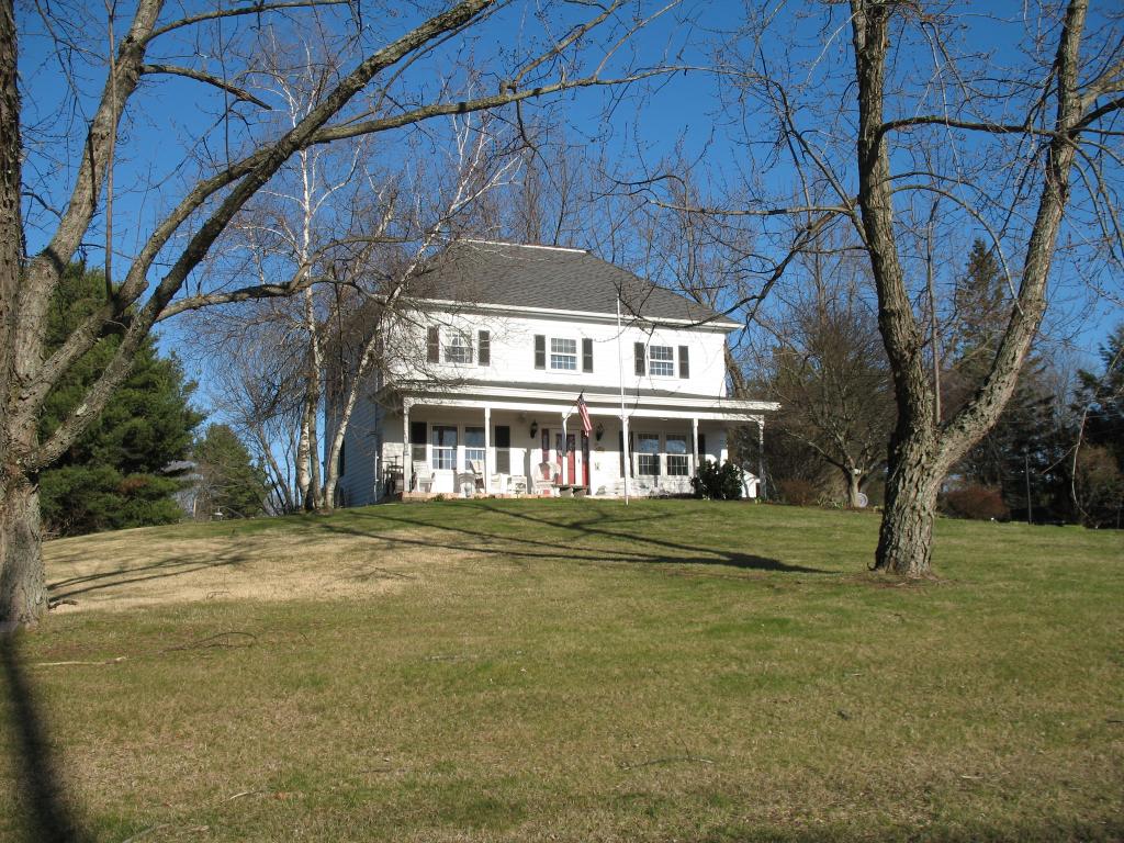 43 Mammoth Road Hooksett, NH 03106 - Photo 5 of 6