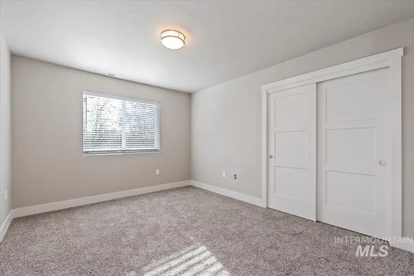 $2,400 | 2761 West Palouse Street, Boise, ID 83705