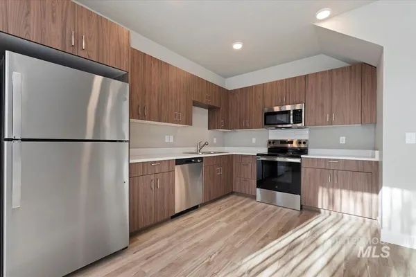 $2,400 | 2761 West Palouse Street, Boise, ID 83705