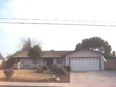 511 South Belmont Road Exeter, CA 93221 - Photo 1 of 1 Primary Photo