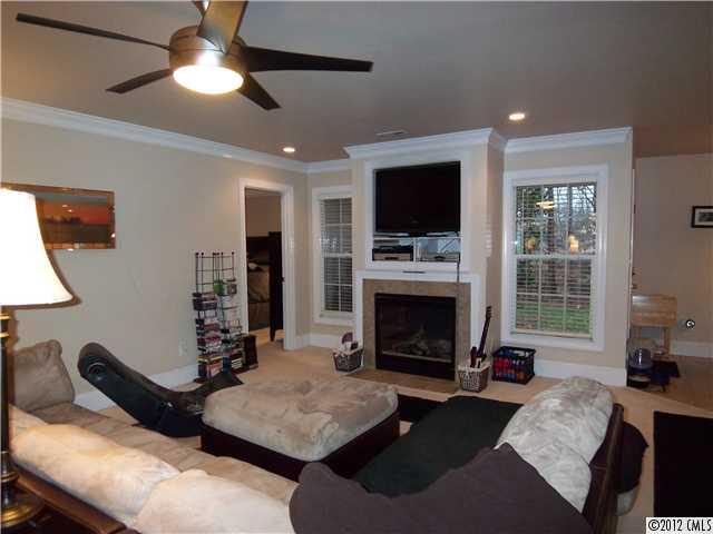 192 State Park Road Troutman, NC 28166 - Photo 2 of 16