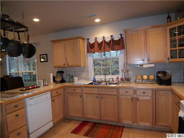 192 State Park Road Troutman, NC 28166 - Photo 8 of 16