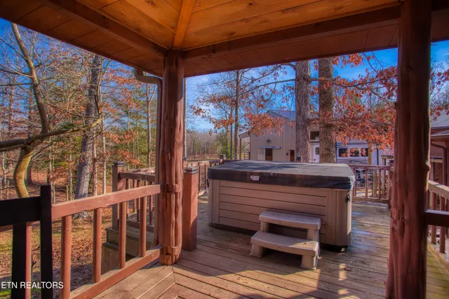 $639,000 | 250 Briar Point Road, Allardt, TN 38504