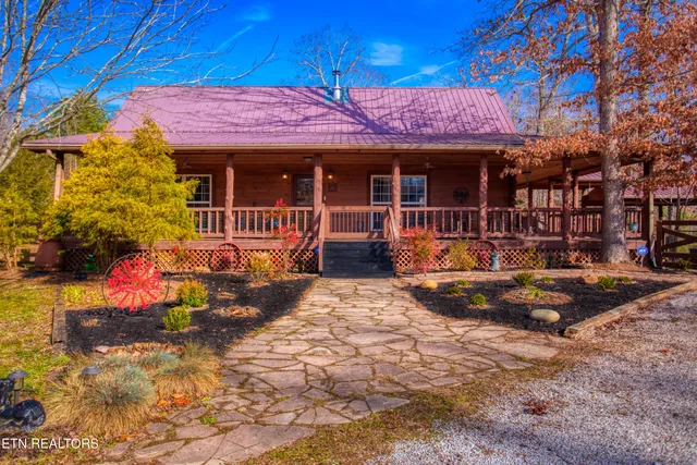 $639,000 | 250 Briar Point Road, Allardt, TN 38504