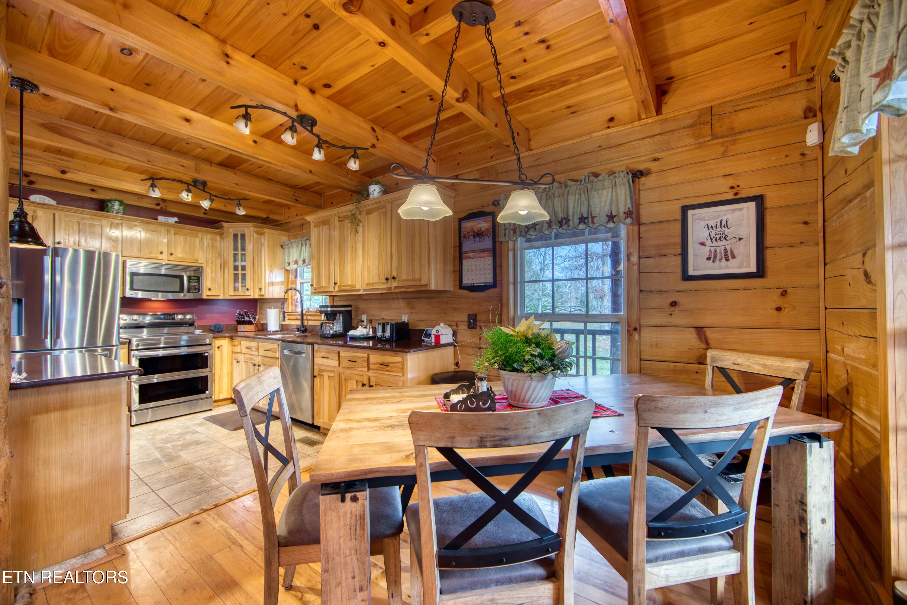 250 Briar Point Road Allardt, TN 38504 - Photo 7 of 59 EK3A6346