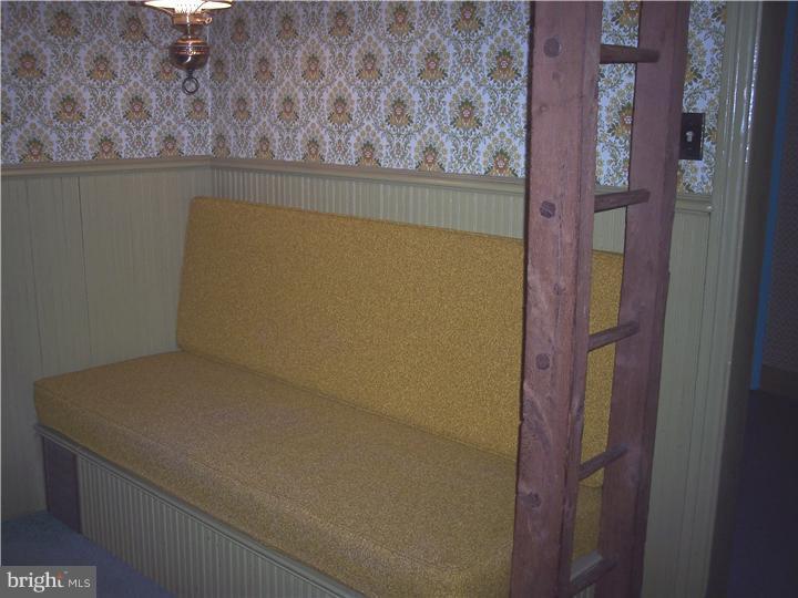 48 Dickert Road Quakertown, PA 18951 - Photo 12 of 25 Family Room