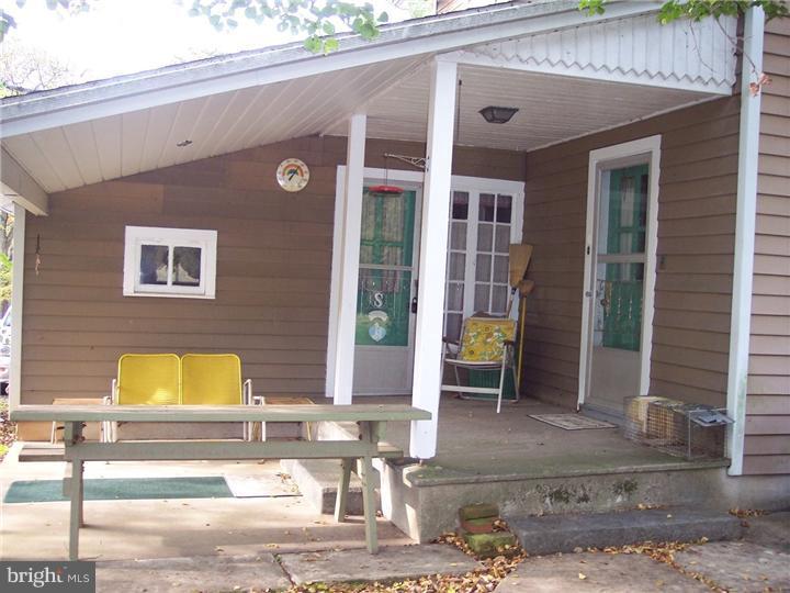 48 Dickert Road Quakertown, PA 18951 - Photo 21 of 25 Porch
