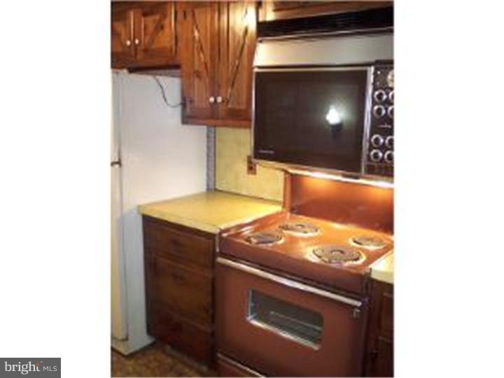 48 Dickert Road Quakertown, PA 18951 - Photo 7 of 25 Kitchen
