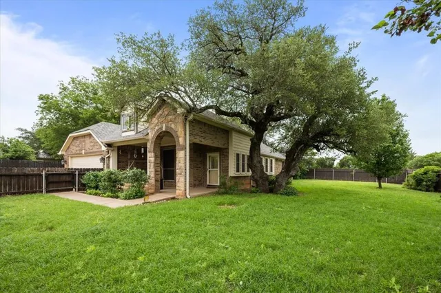 $349,900 | 196 Creek Drive, Whitney, TX 76692