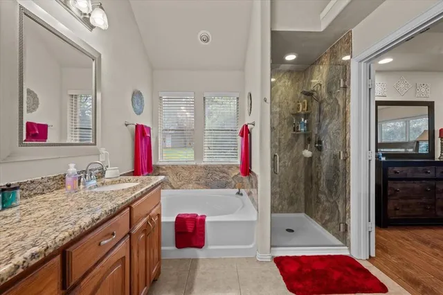 $349,900 | 196 Creek Drive, Whitney, TX 76692