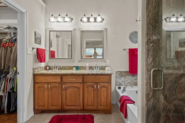 $349,900 | 196 Creek Drive, Whitney, TX 76692