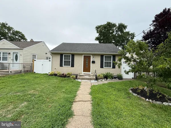 $2,900 | 222 Samdin Boulevard, Hamilton, NJ 08610