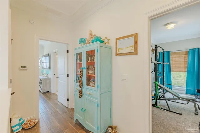 a view of residential houses with yard