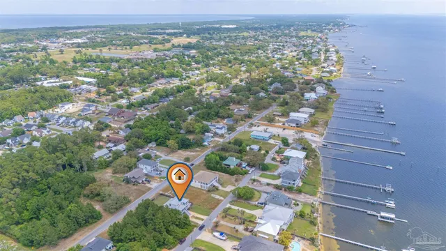 $885,000 | 3120 Linden Avenue, Gulf Breeze, FL 32563