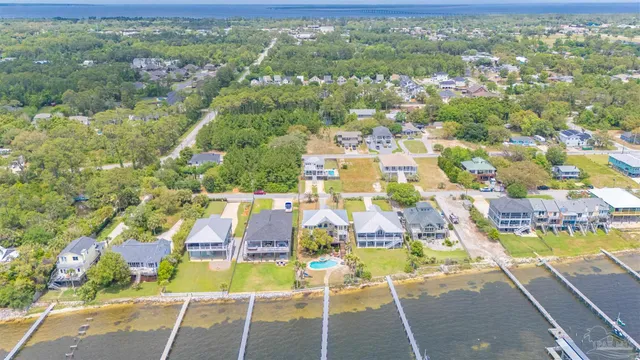 $885,000 | 3120 Linden Avenue, Gulf Breeze, FL 32563