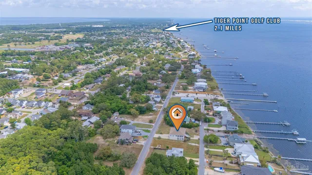 $885,000 | 3120 Linden Avenue, Gulf Breeze, FL 32563