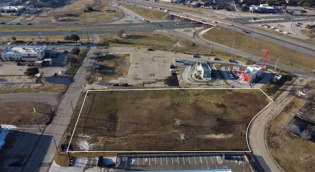 400 Precision Drive Waco, TX 76710 - Photo 2 of 4 a close view of sink
