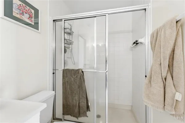 $160,000 | 4210 Caddie Drive East, Unit 201, Bradenton, FL 34203