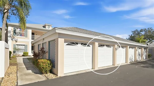 $160,000 | 4210 Caddie Drive East, Unit 201, Bradenton, FL 34203