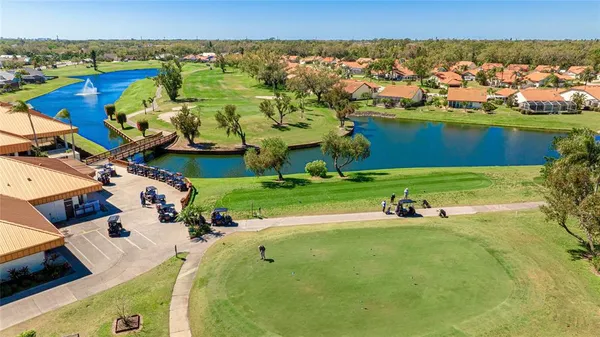 $160,000 | 4210 Caddie Drive East, Unit 201, Bradenton, FL 34203