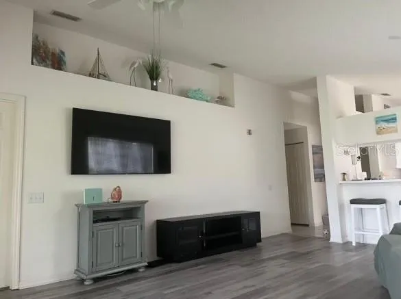 $160,000 | 4210 Caddie Drive East, Unit 201, Bradenton, FL 34203