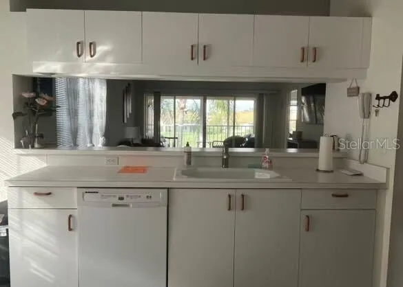 $160,000 | 4210 Caddie Drive East, Unit 201, Bradenton, FL 34203