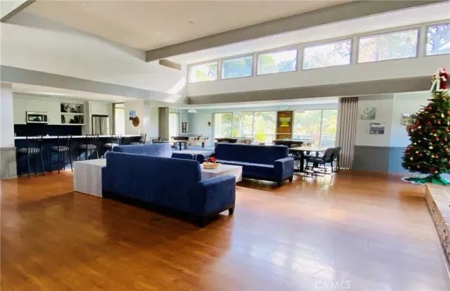 $3,000 | 3604 West Estates Lane, Unit 306, Rolling Hills Estates, CA 90274