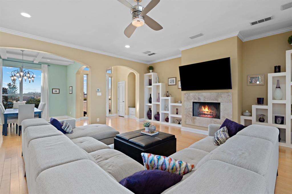 100 Wapiti Drive Azle, TX 76020 - Photo 6 of 39