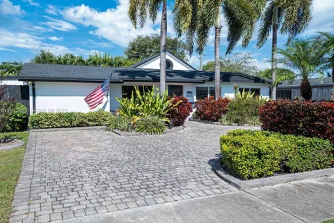 $845,000 | 10025 Southwest 83rd Street, Miami, FL 33173