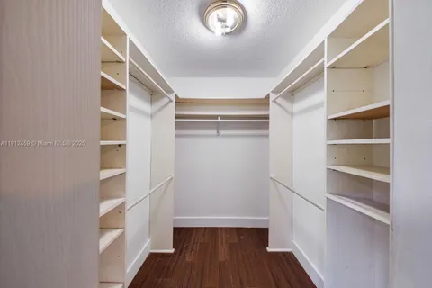 $885,000 | 10025 Southwest 83rd Street, Miami, FL 33173