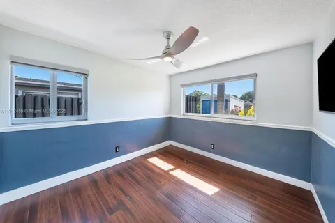 $885,000 | 10025 Southwest 83rd Street, Miami, FL 33173