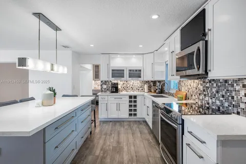 $845,000 | 10025 Southwest 83rd Street, Miami, FL 33173