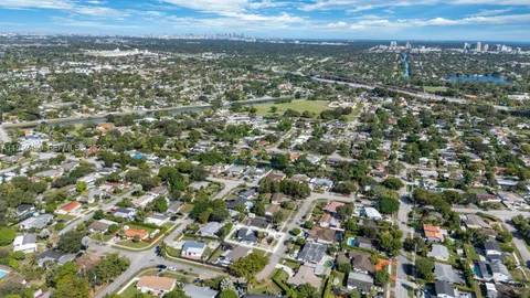 $845,000 | 10025 Southwest 83rd Street, Miami, FL 33173