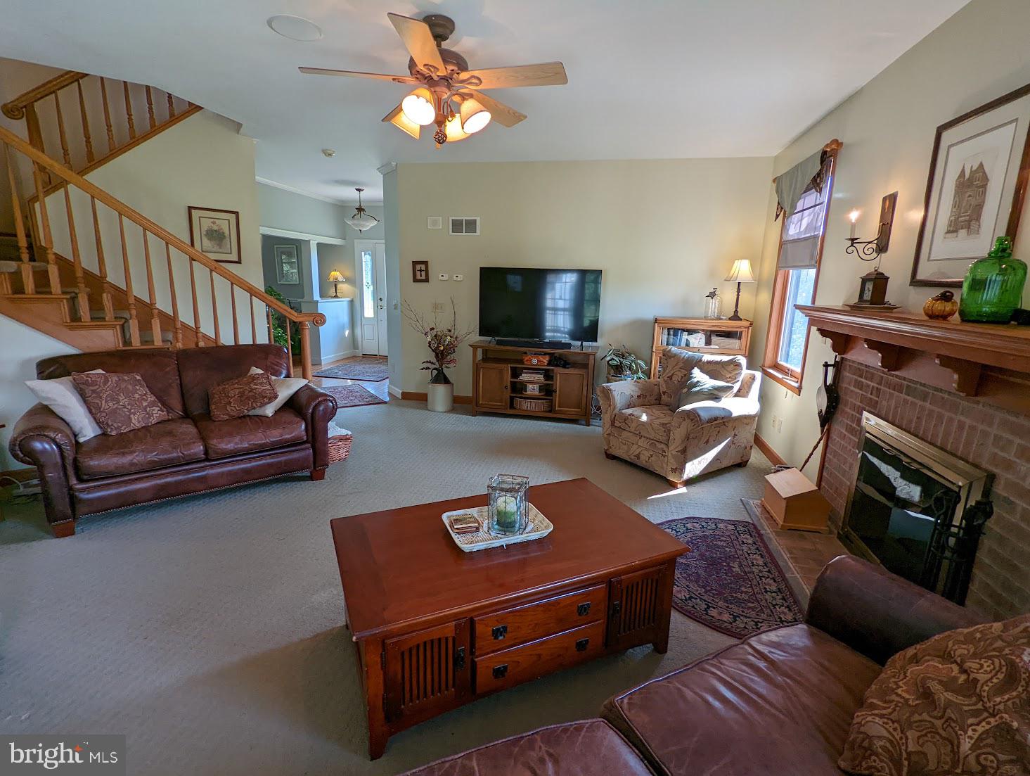 570 Cloverleaf Road York, PA 17406 - Photo 13 of 50