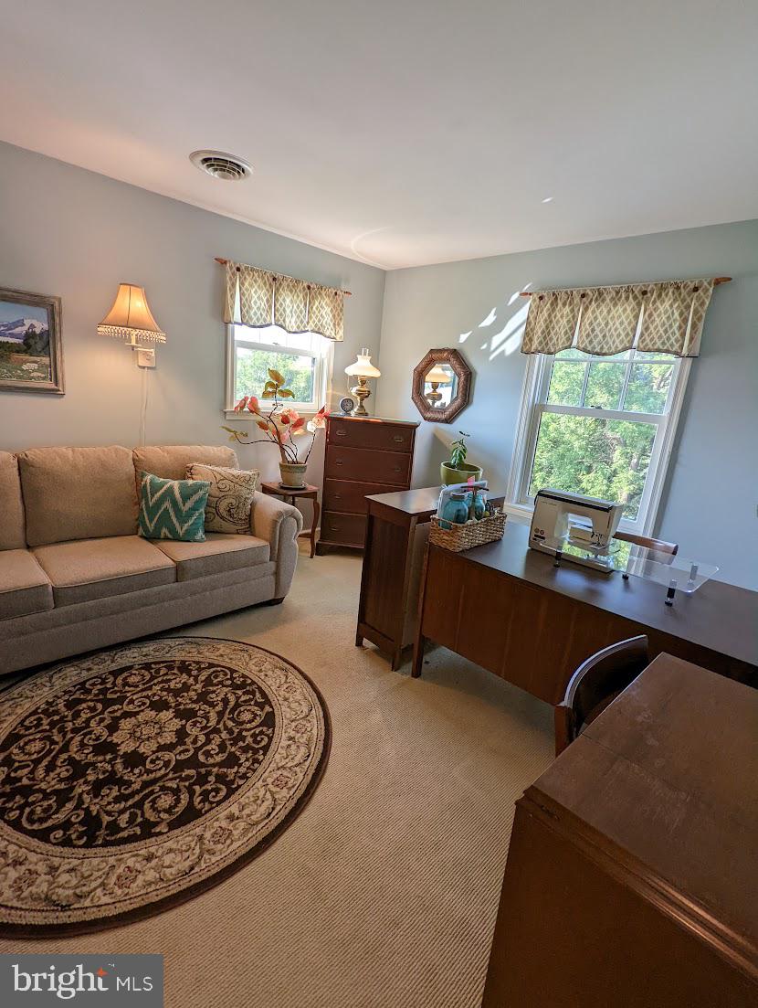 570 Cloverleaf Road York, PA 17406 - Photo 29 of 50