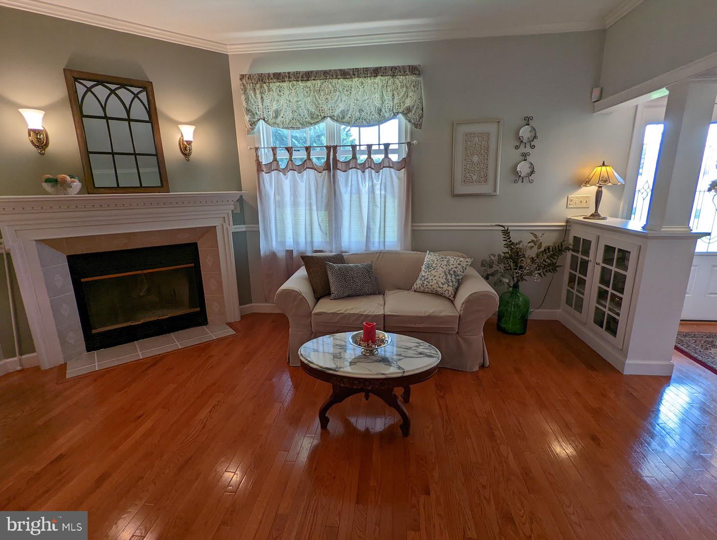 570 Cloverleaf Road York, PA 17406 - Photo 3 of 50