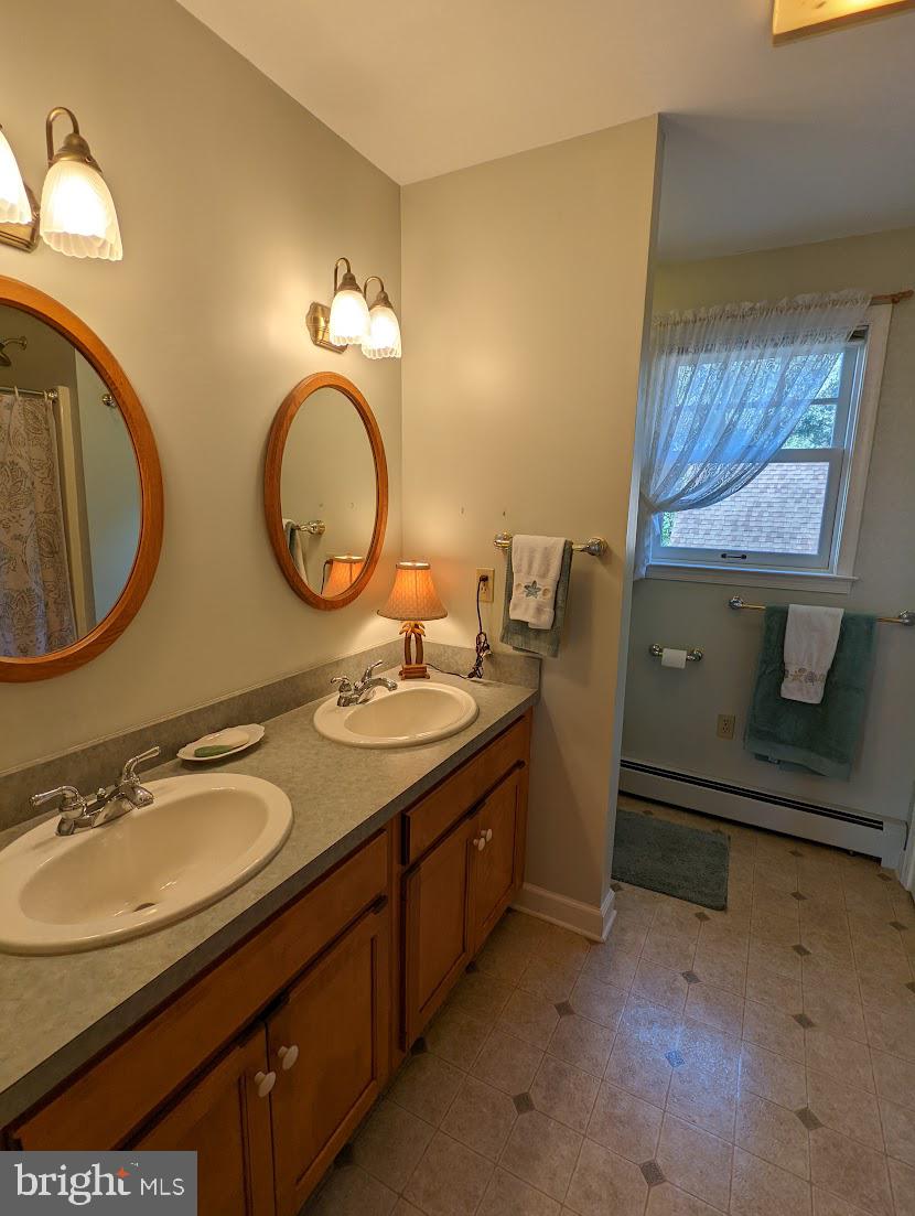 570 Cloverleaf Road York, PA 17406 - Photo 31 of 50