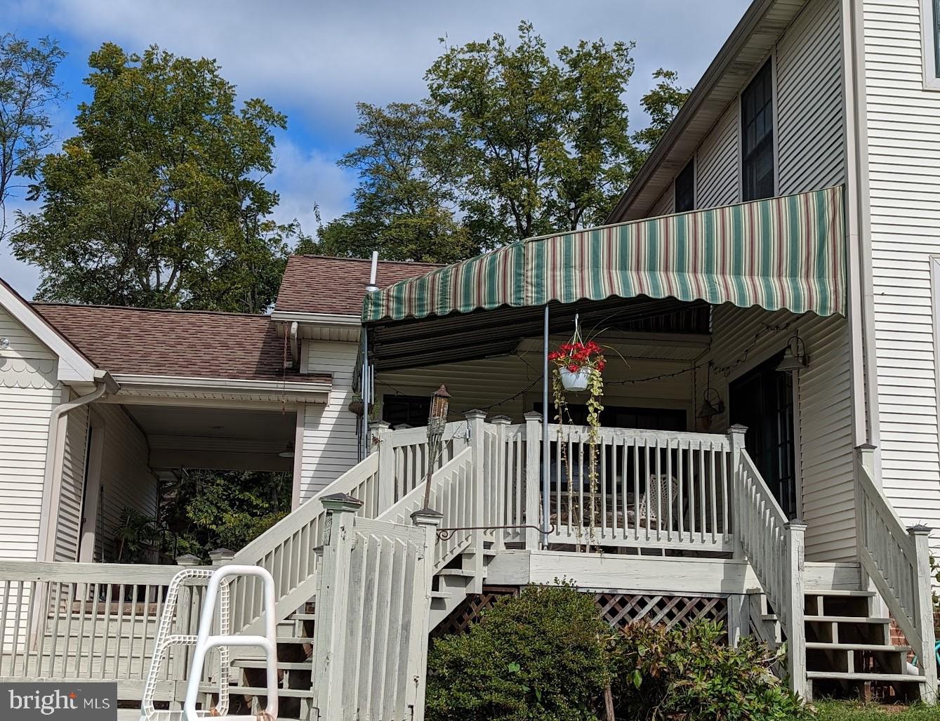 570 Cloverleaf Road York, PA 17406 - Photo 37 of 50