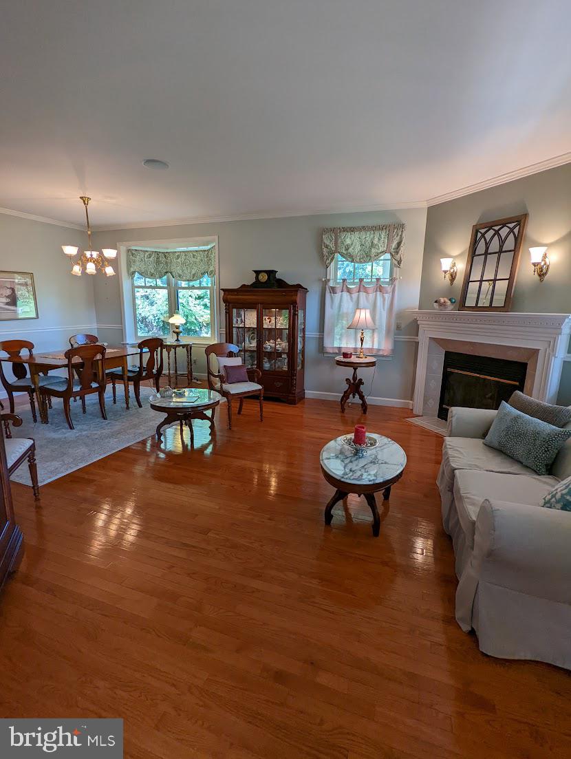 570 Cloverleaf Road York, PA 17406 - Photo 4 of 50