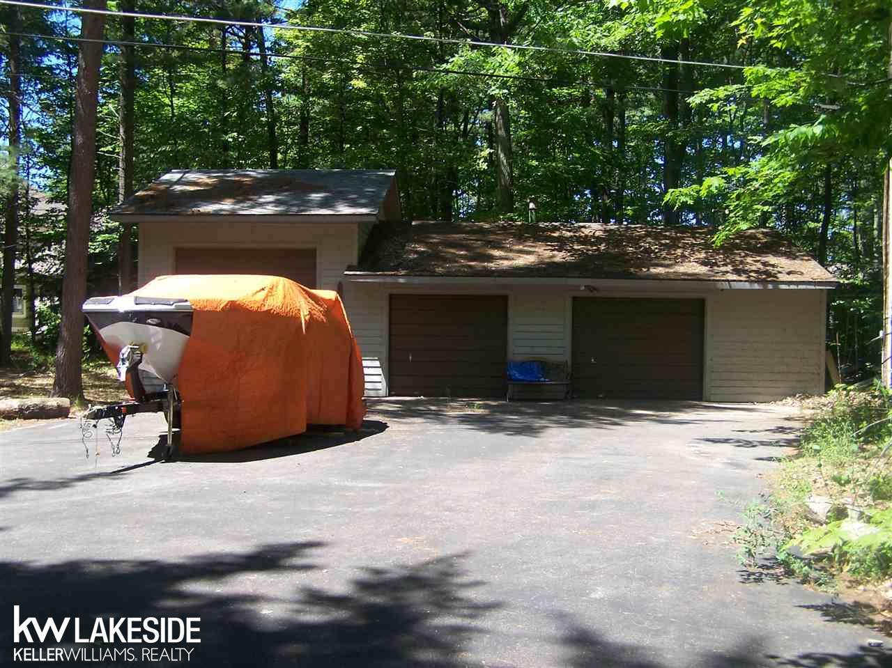 10333 Kay Ray Road Williamsburg, MI 49690 - Photo 17 of 69