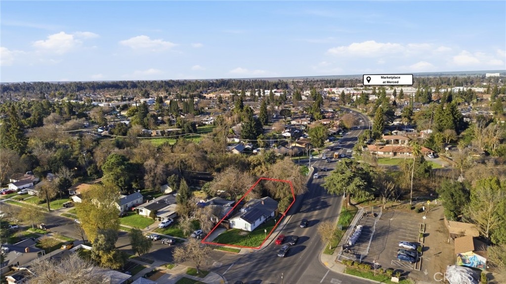 2525 R Street Merced, CA 95340 - Photo 18 of 19 an aerial view of multiple house